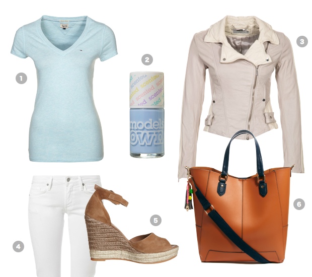 pastel-blue-outfit-